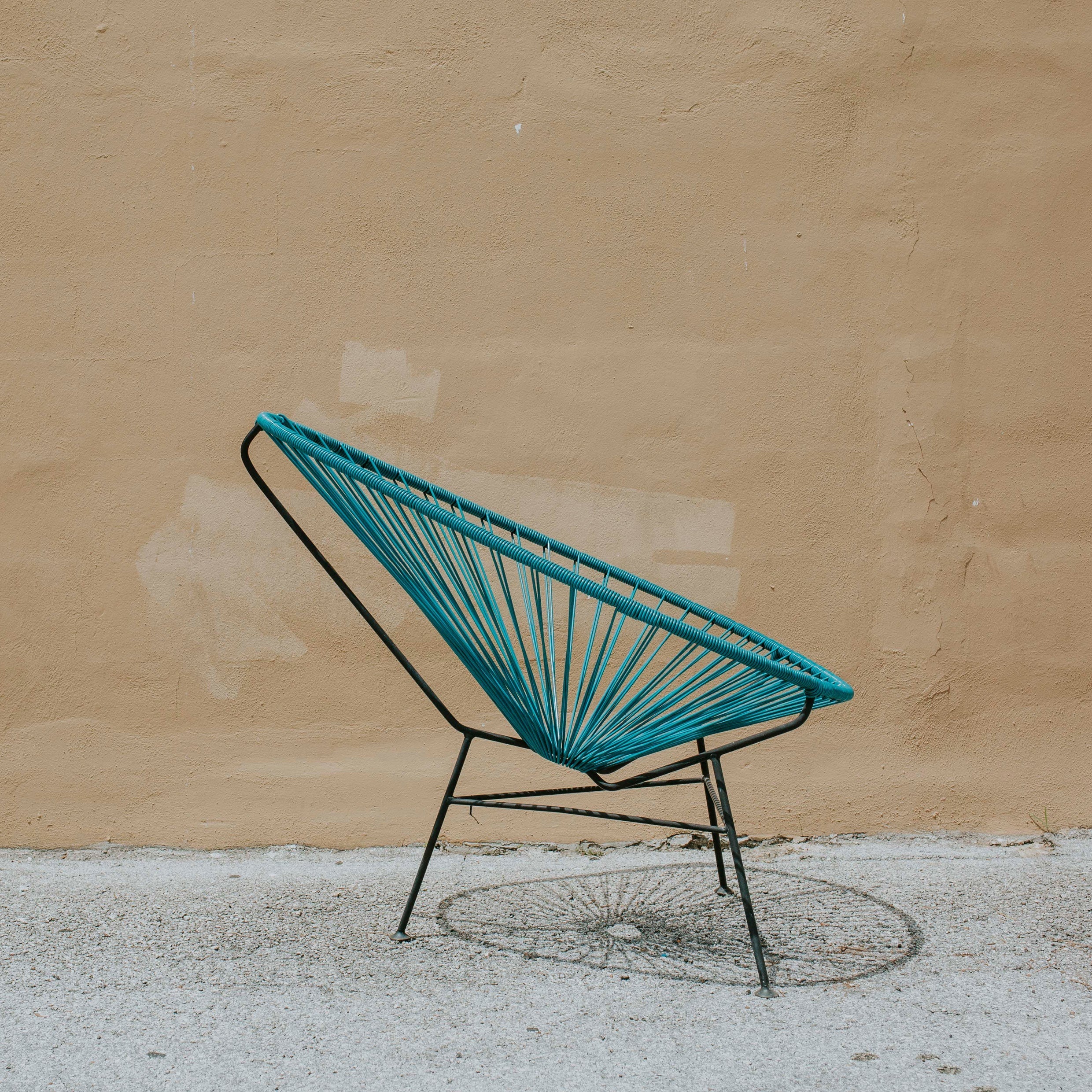 Original Acapulco Chair in der Farbe Petrol